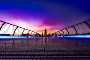 London Bridge Seen by Night is Amazing